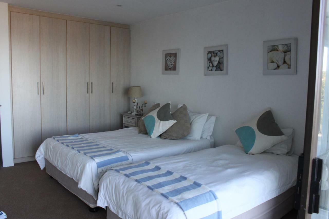 Oyster Bay Beach House Екстериор снимка
